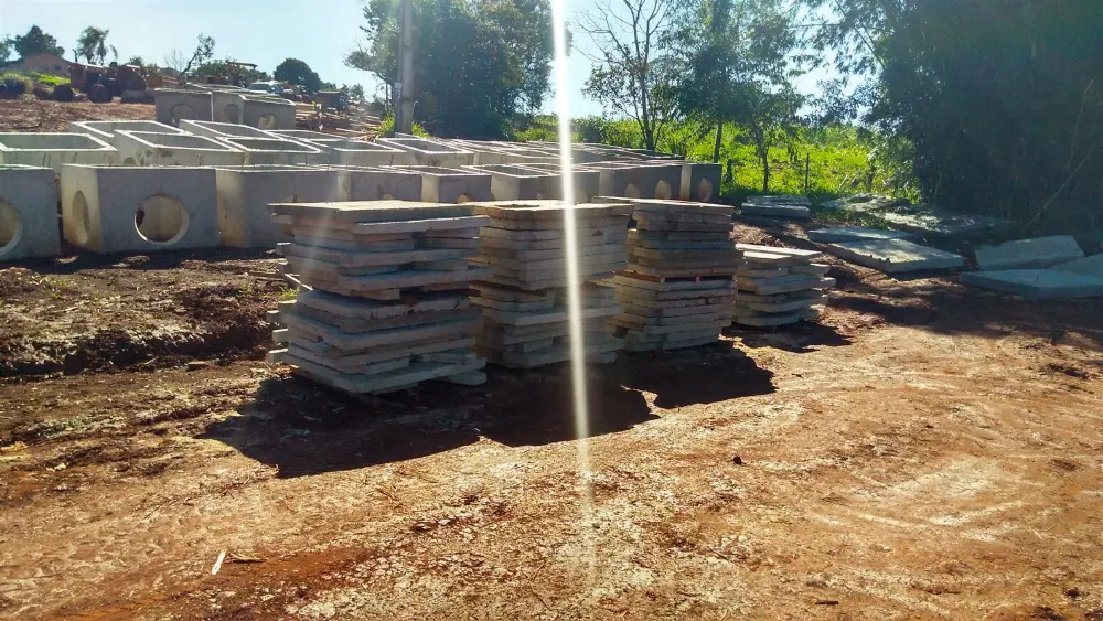 Pátio de pré-moldados de concreto da Moega em Londrina